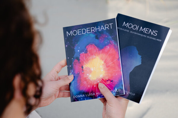 Boeken Moederhart & Mooi Mens Boeken Moederhart & Mooi Mens